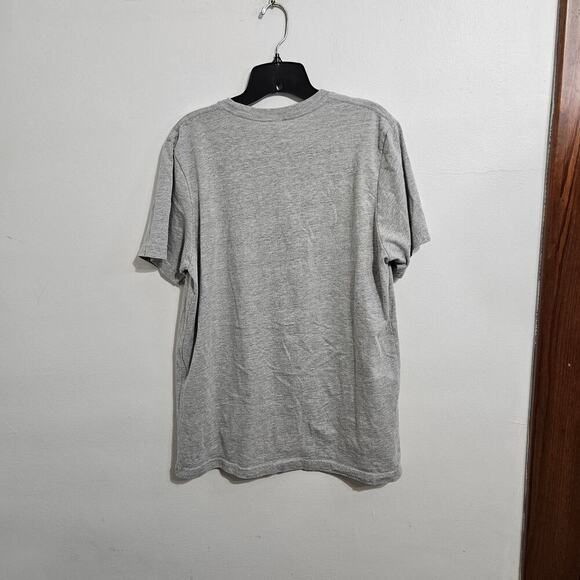 Team Fiona the Hippo Gray T-Shirt. Woman Size Large. Cincinnati Zoo. - Picture 3 of 4